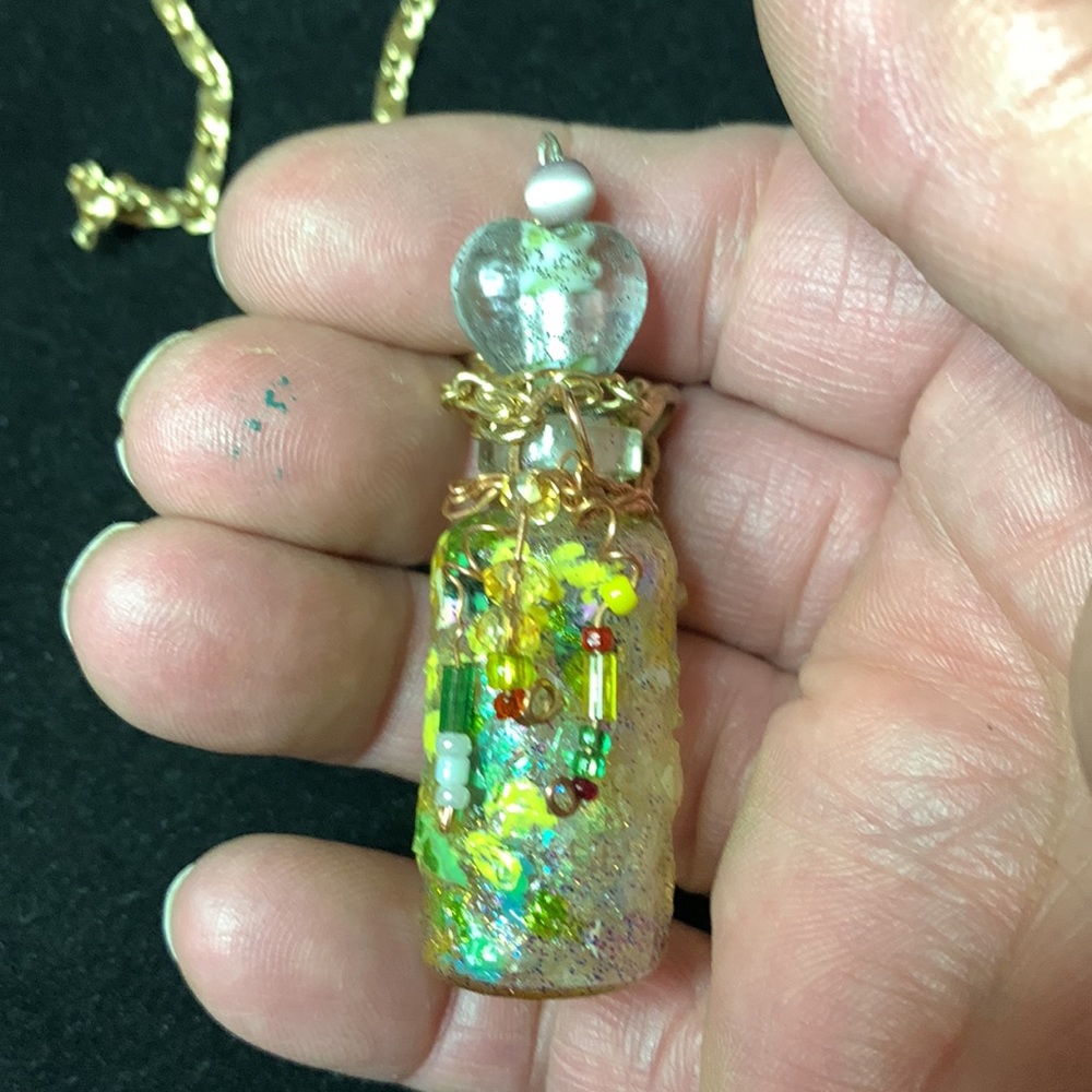 Handpainted bottle - Picture 7 of 9